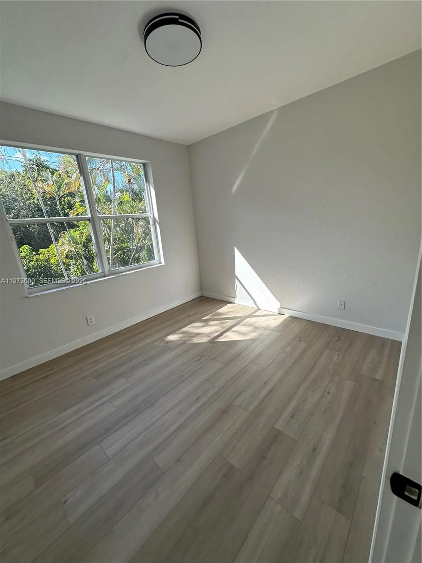 4946 SW 38th Way Hollywood FL 33312