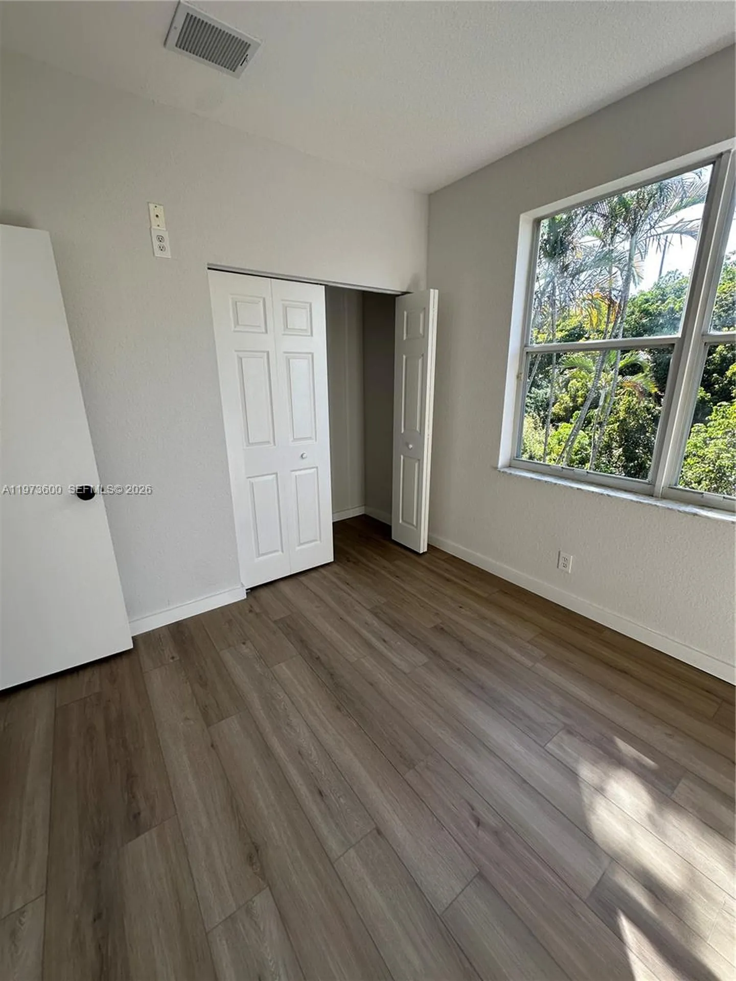 4946 SW 38th Way Hollywood FL 33312