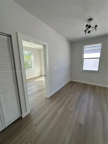 4946 SW 38th Way Hollywood FL 33312