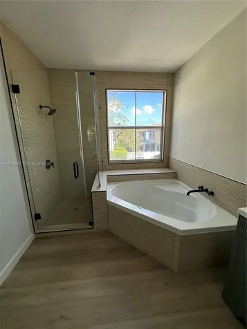 4946 SW 38th Way Hollywood FL 33312