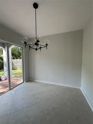 4946 SW 38th Way Hollywood FL 33312