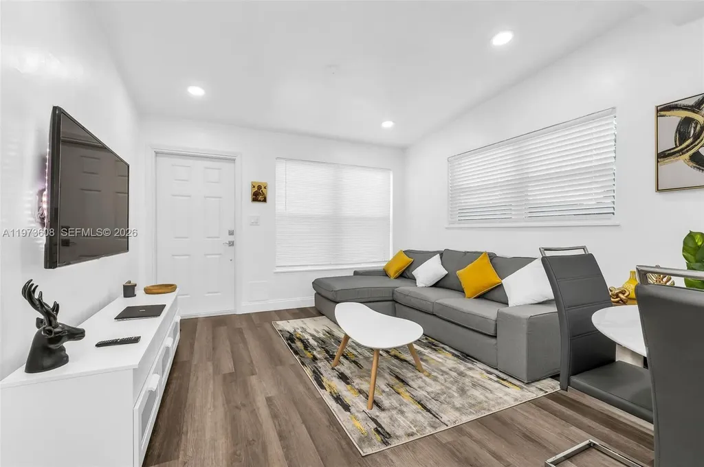 272 NW 31st Avenue Fort Lauderdale FL 33311