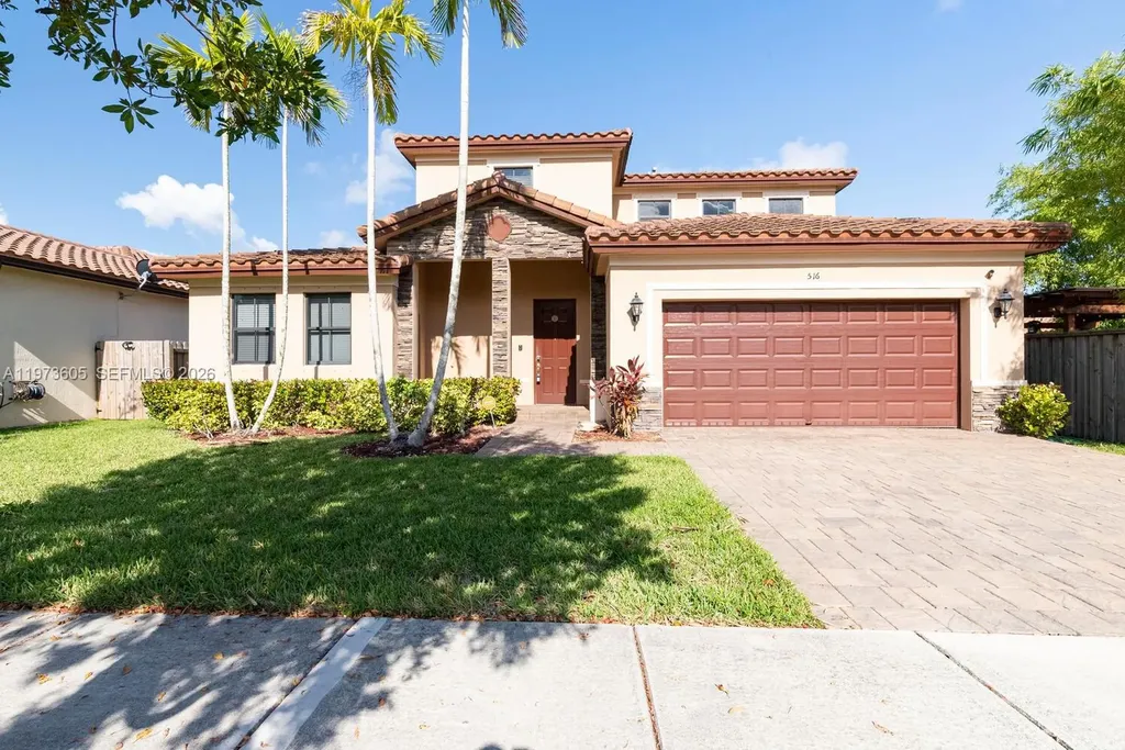 516 SE 35th Terrace Homestead FL 33033