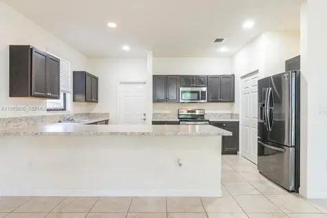 516 SE 35th Terrace Homestead FL 33033