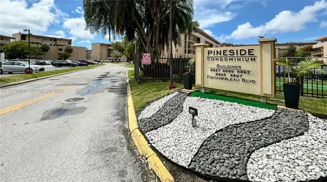 8889 Fontainebleau Boulevard Miami FL 33172
