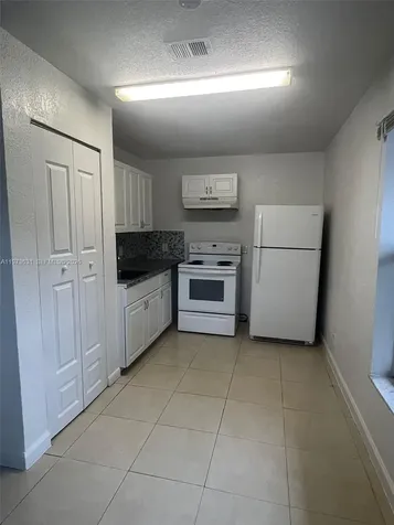 919 NW 2nd Avenue Fort Lauderdale FL 33311