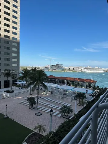 335 S Biscayne Boulevard Miami FL 33131