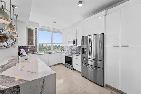 650 West Avenue Miami Beach FL 33139