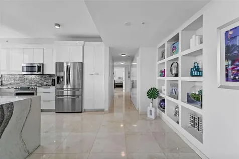650 West Avenue Miami Beach FL 33139