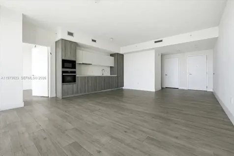 2900 NE 7th Avenue Miami FL 33137