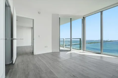 2900 NE 7th Avenue Miami FL 33137