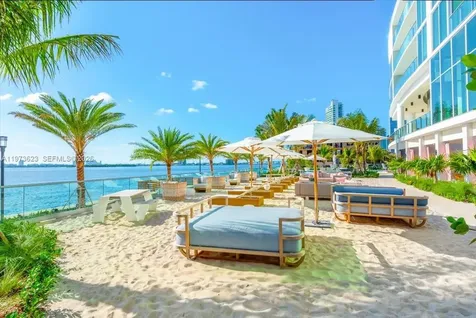 2900 NE 7th Avenue Miami FL 33137