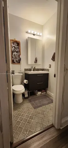 2850 Coconut Avenue Miami FL 33133