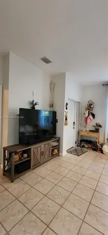 2850 Coconut Avenue Miami FL 33133