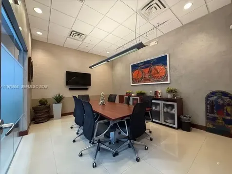 7620 NW 25th Street Miami FL 33122