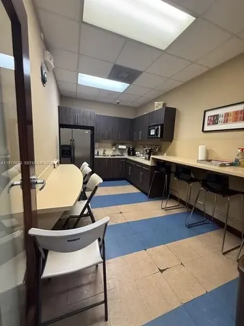 7620 NW 25th Street Miami FL 33122