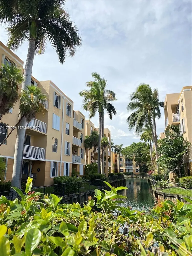 1350 SE 3rd Avenue Dania Beach FL 33004