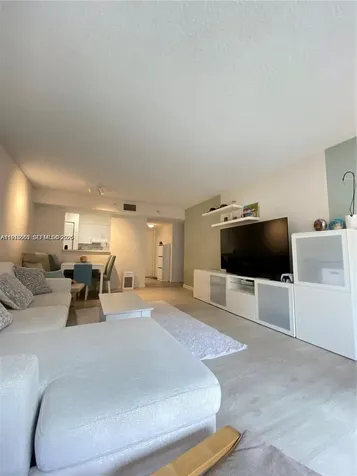 1350 SE 3rd Avenue Dania Beach FL 33004