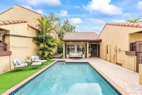 20345 NE 10th Court Miami FL 33179