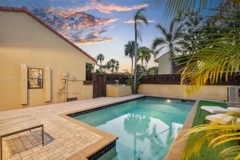 20345 NE 10th Court Miami FL 33179