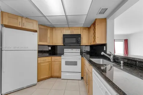 9735 Fontainebleau Boulevard Miami FL 33172
