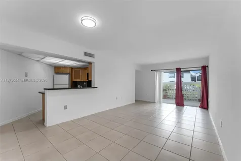 9735 Fontainebleau Boulevard Miami FL 33172