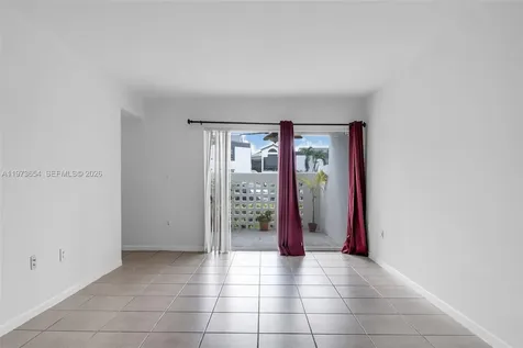 9735 Fontainebleau Boulevard Miami FL 33172