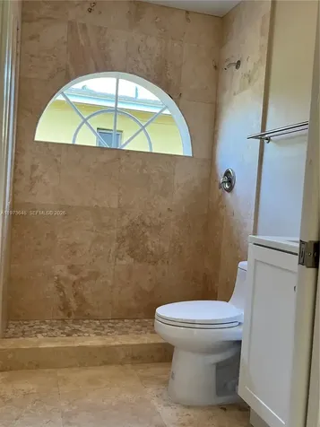550 NE 174th Street North Miami Beach FL 33162