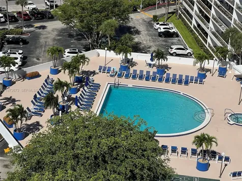3731 N Country Club Drive Aventura FL 33180