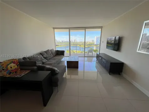 3731 N Country Club Drive Aventura FL 33180