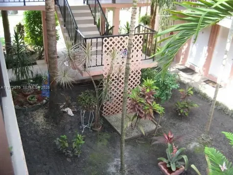 10832 N Kendall Drive Miami FL 33176