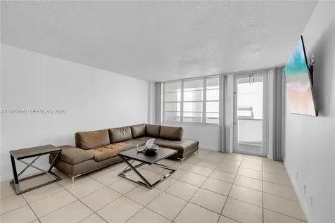 3725 S Ocean Drive Hollywood FL 33019