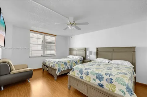 3725 S Ocean Drive Hollywood FL 33019