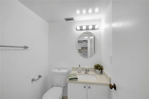 3725 S Ocean Drive Hollywood FL 33019
