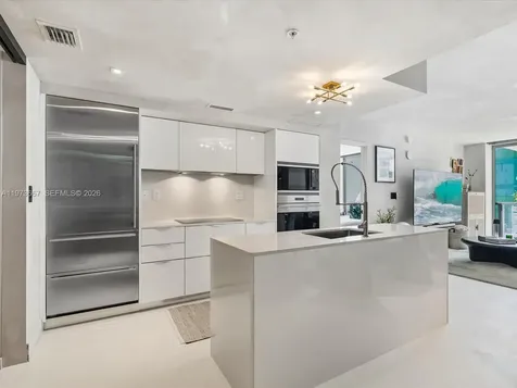 9521 E Bay Harbor Drive Bay Harbor Islands FL 33154
