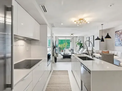 9521 E Bay Harbor Drive Bay Harbor Islands FL 33154