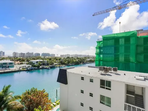 9521 E Bay Harbor Drive Bay Harbor Islands FL 33154