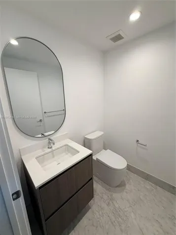9221 E Bay Harbor Drive Bay Harbor Islands FL 33154