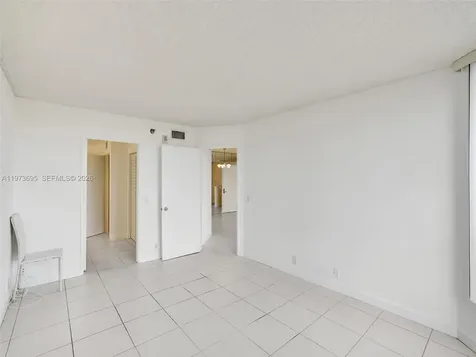 3400 192nd Street Aventura FL 33180
