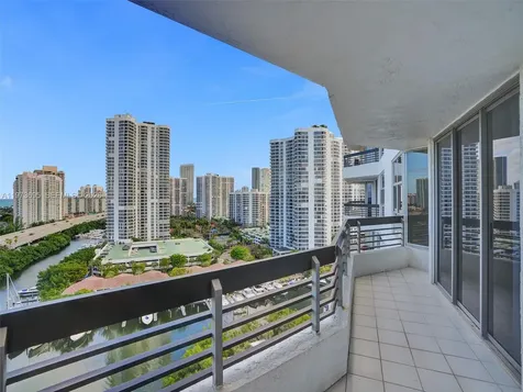 3400 192nd Street Aventura FL 33180
