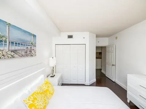 17145 N Bay Road Sunny Isles Beach FL 33160