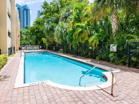 17145 N Bay Road Sunny Isles Beach FL 33160
