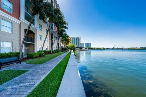 17145 N Bay Road Sunny Isles Beach FL 33160