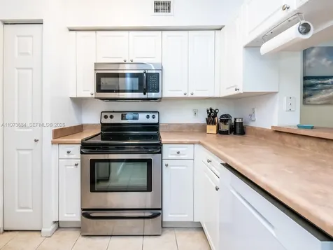 17145 N Bay Road Sunny Isles Beach FL 33160