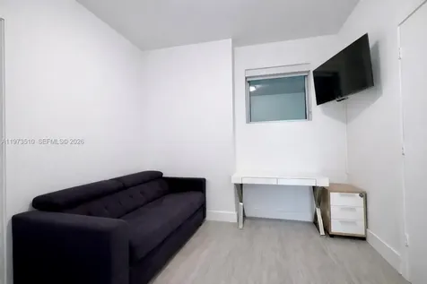 2900 NE 7th Avenue Miami FL 33137