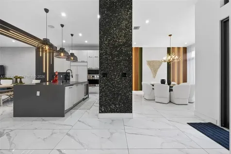 8126 NW 48th Terrace Doral FL 33166