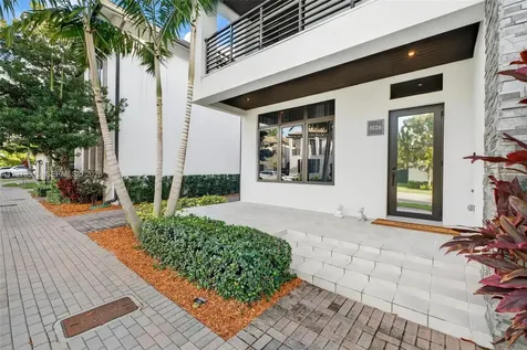 8126 NW 48th Terrace Doral FL 33166