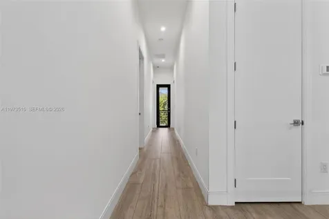 8126 NW 48th Terrace Doral FL 33166