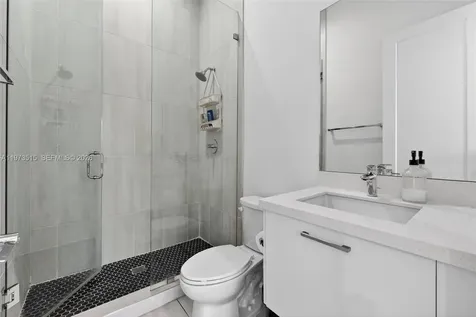 8126 NW 48th Terrace Doral FL 33166
