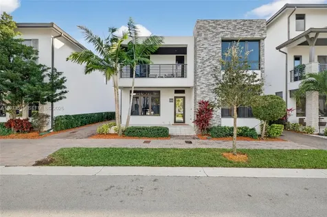 8126 NW 48th Terrace Doral FL 33166